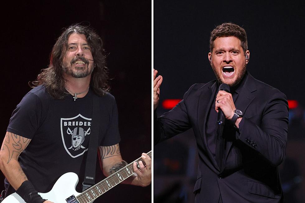 Foo Fighters Surprise Crowd When Michael Buble Joins Them Onstage