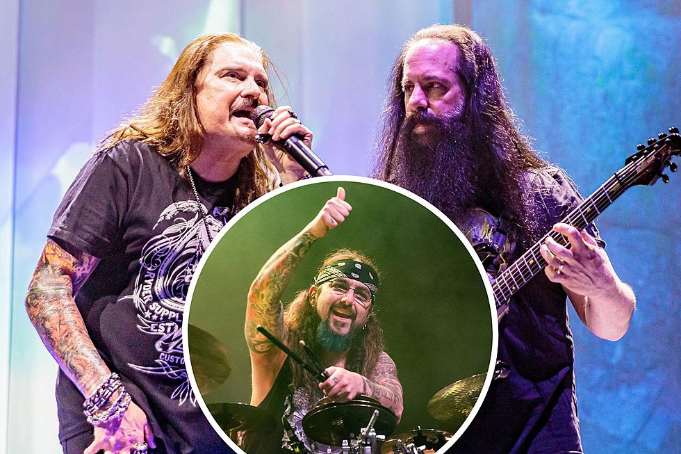 It's Official - Dream Theater Reunite With Mike Portnoy!