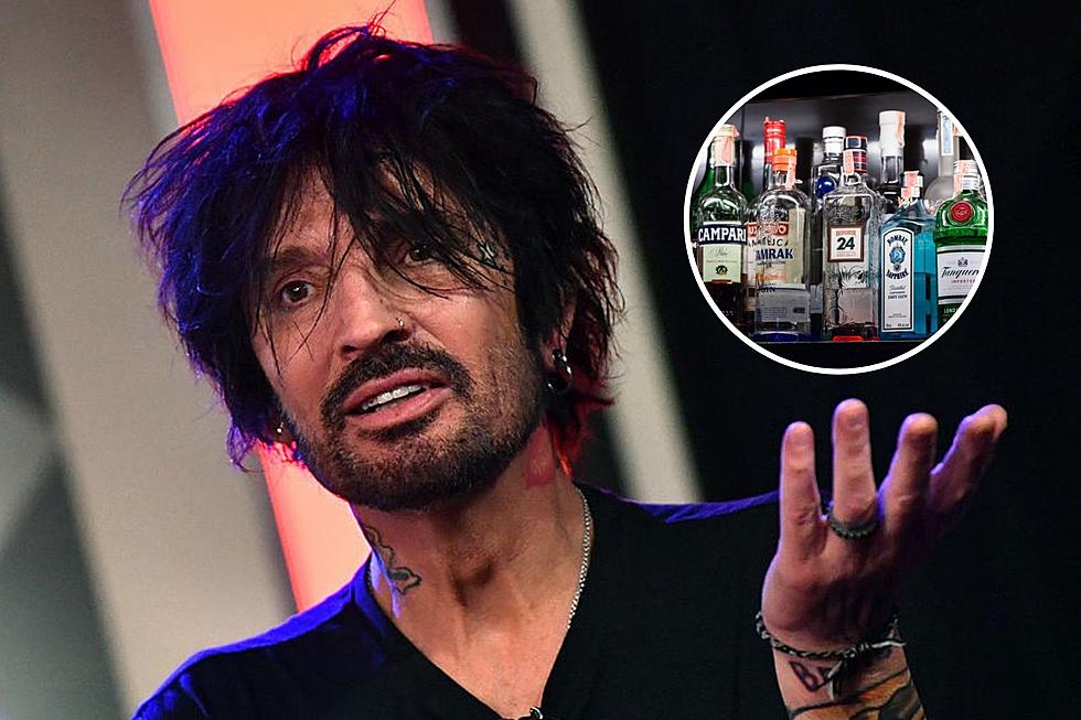 Tommy Lee Recalls Drinking Two Gallons of Vodka a Day