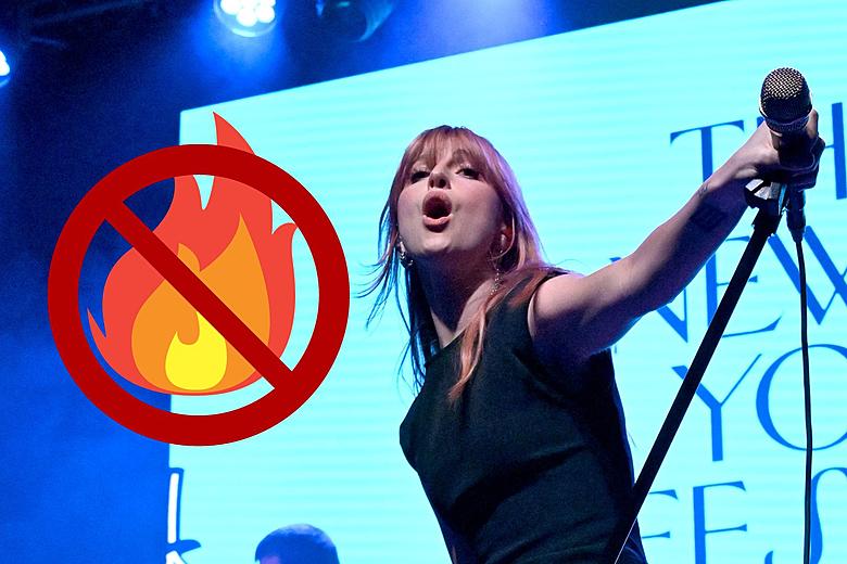 Hayley Williams channels her inner Beyoncé: Somebody's getting fired