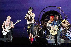 Red Hot Chili Peppers Cancel Holiday Performance Due to Band...