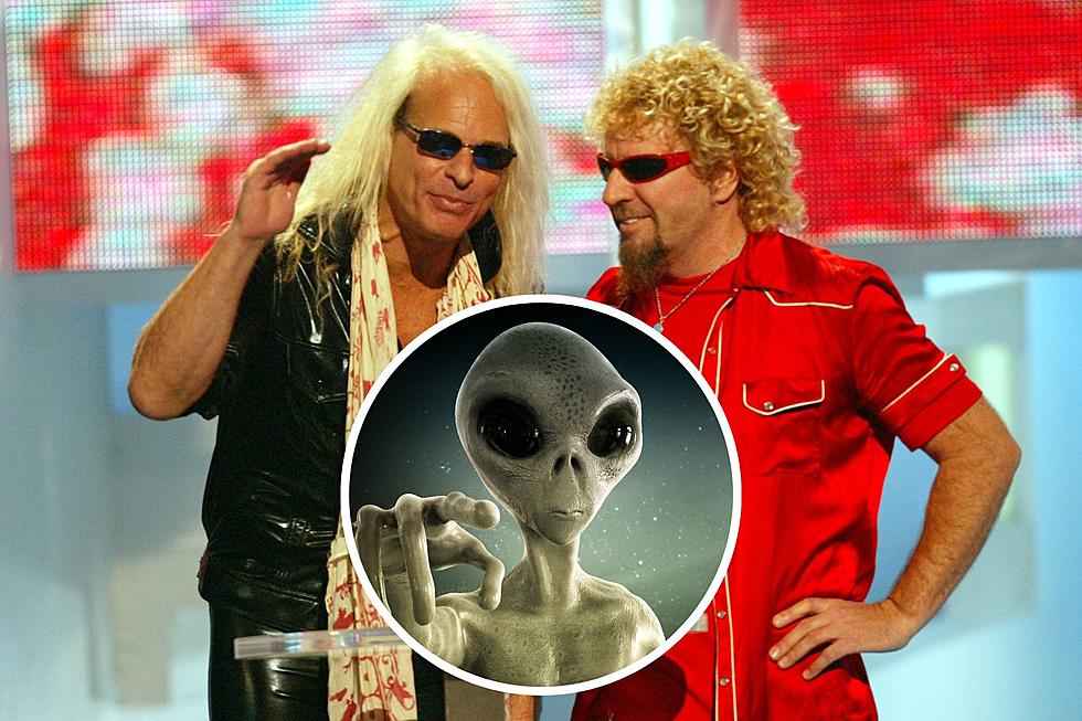 David Lee Roth Thinks Sammy Hagar Was ‘Sex Probed’ by Aliens