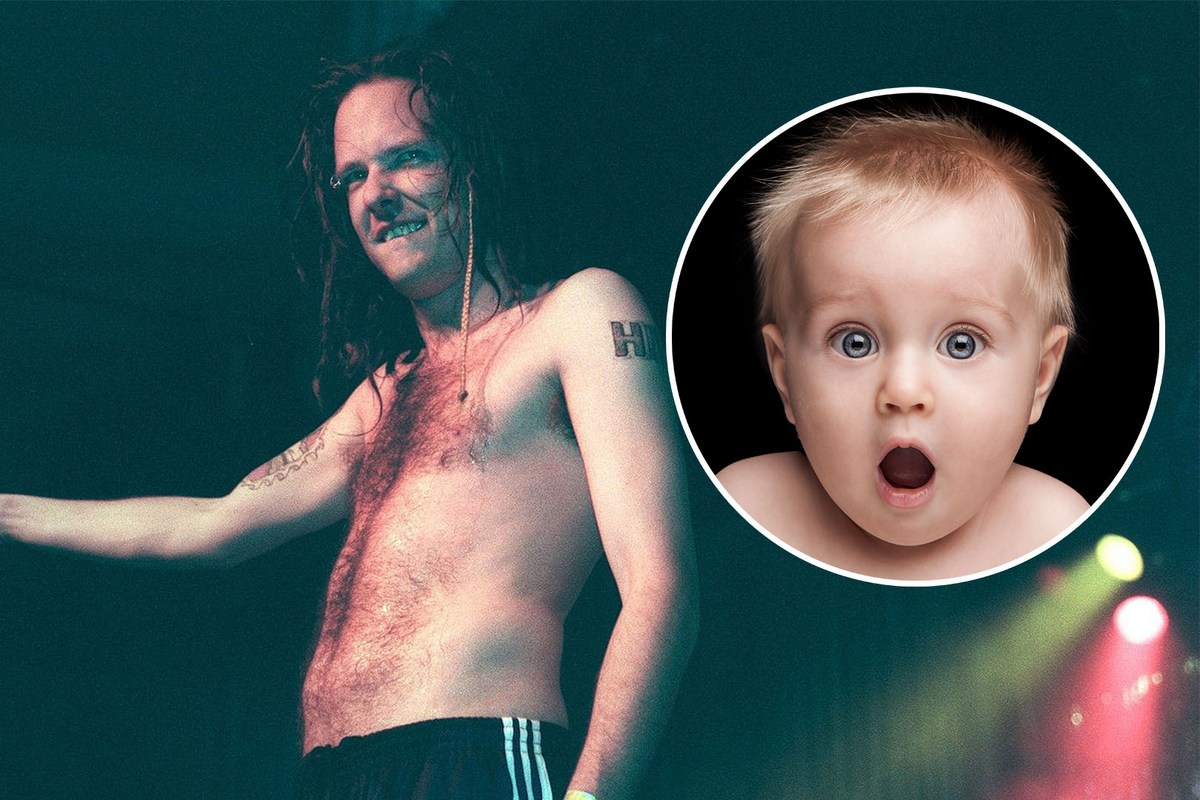 Jonathan Kid Jonathan Davis Held His Newborn While Recording 'A.D.I.D.A.S.'