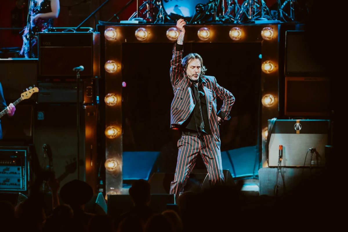 The Black Crowes Kick Off 'Happiness Bastards' Tour