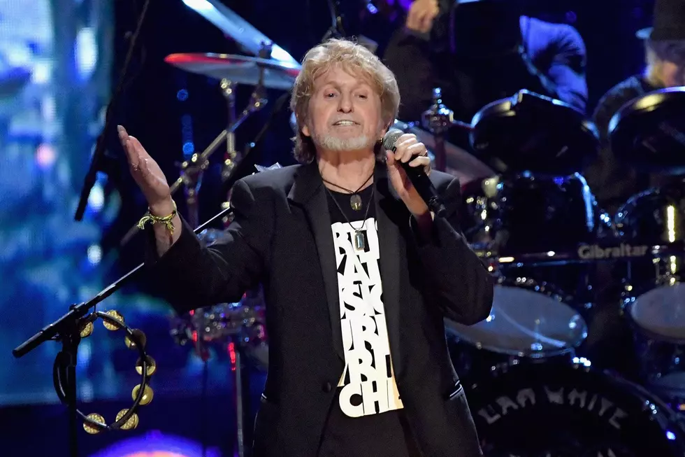 jon anderson of yes at the 2017 rock and roll hall of fame