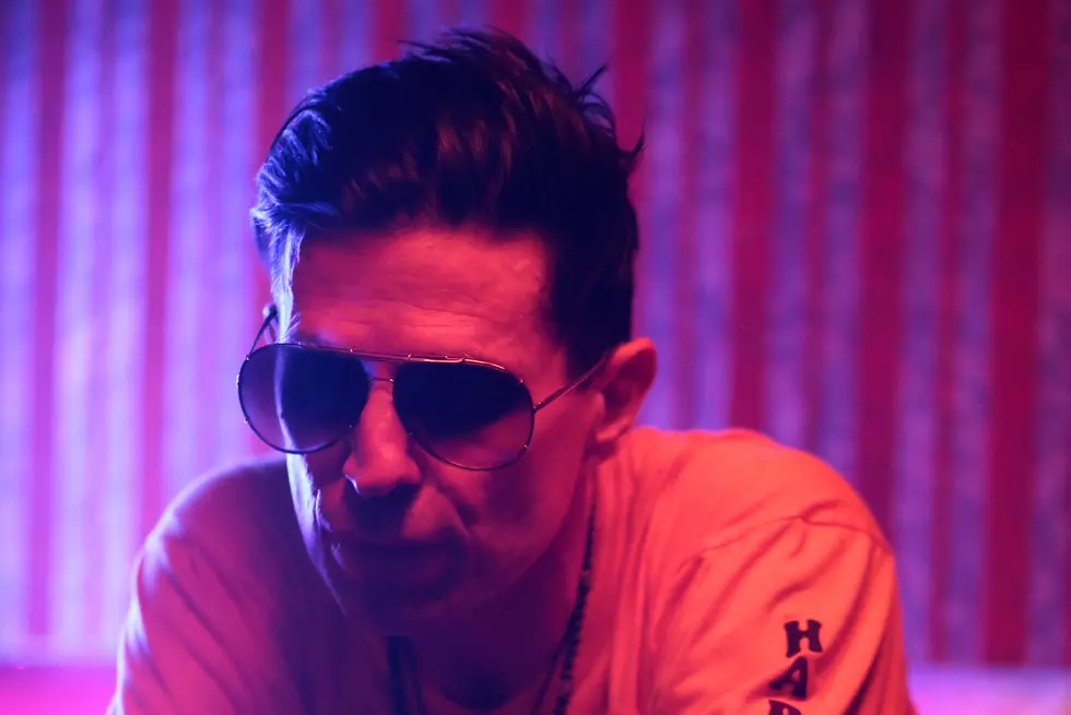 Austin John Winkler Calls New Project a ‘Reintroduction Back Into Rock and Roll’