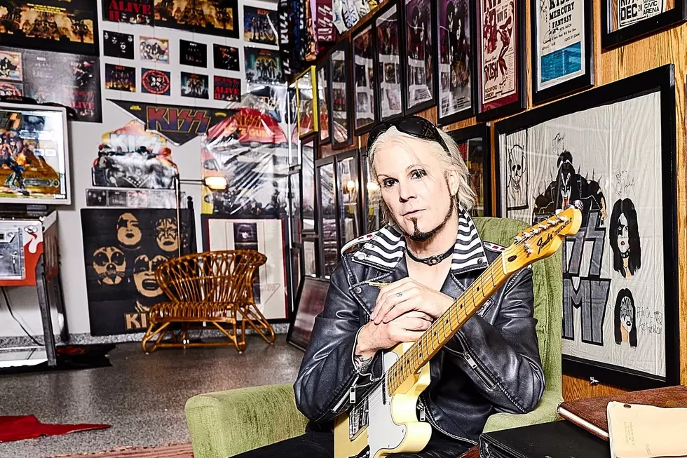 John 5 Dives Into New Solo Album, Reflects on Vegas Residency With Motley Crue