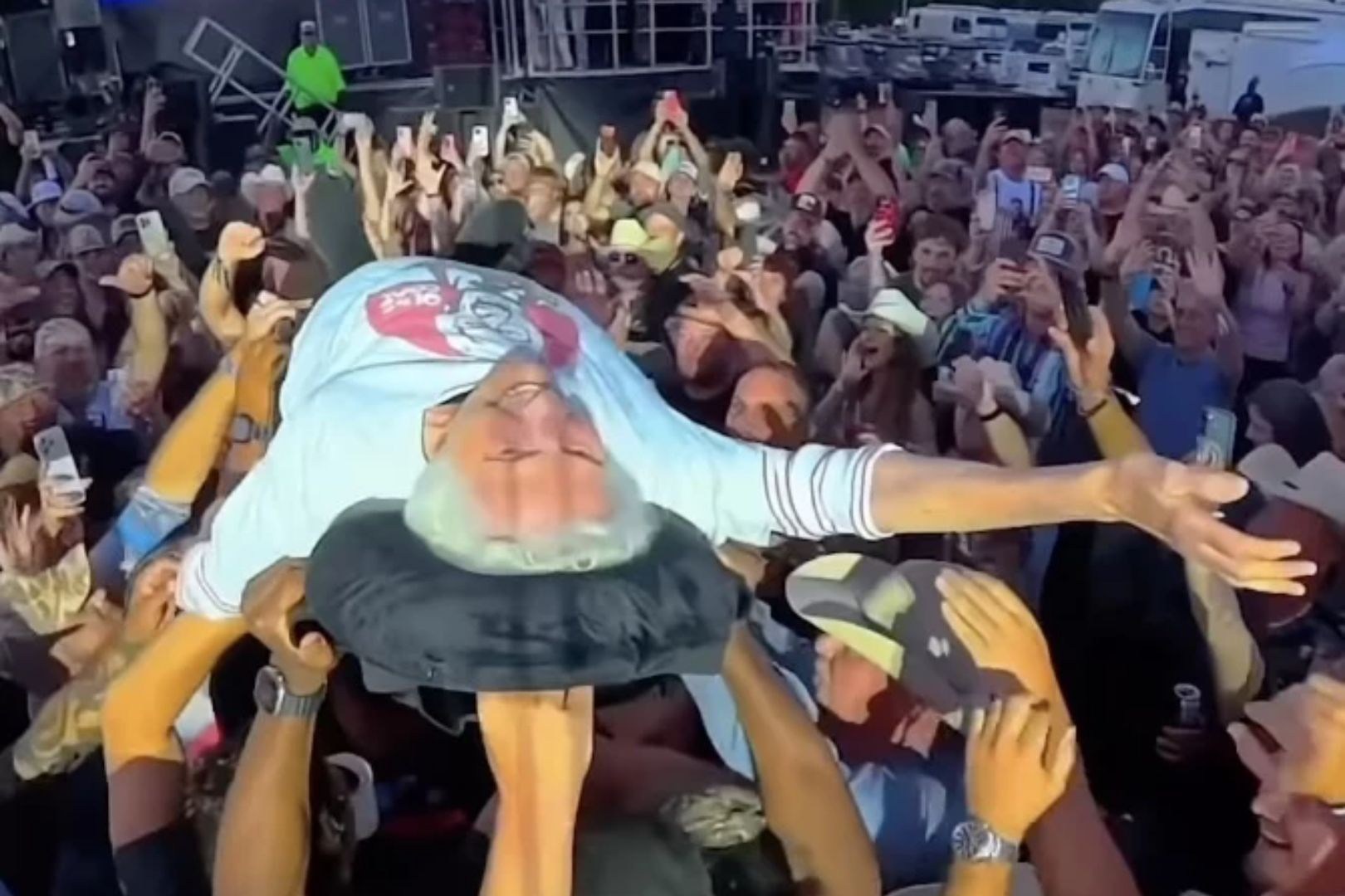 A Grandma Set a Crowd Surfing World Record at Rock the Country