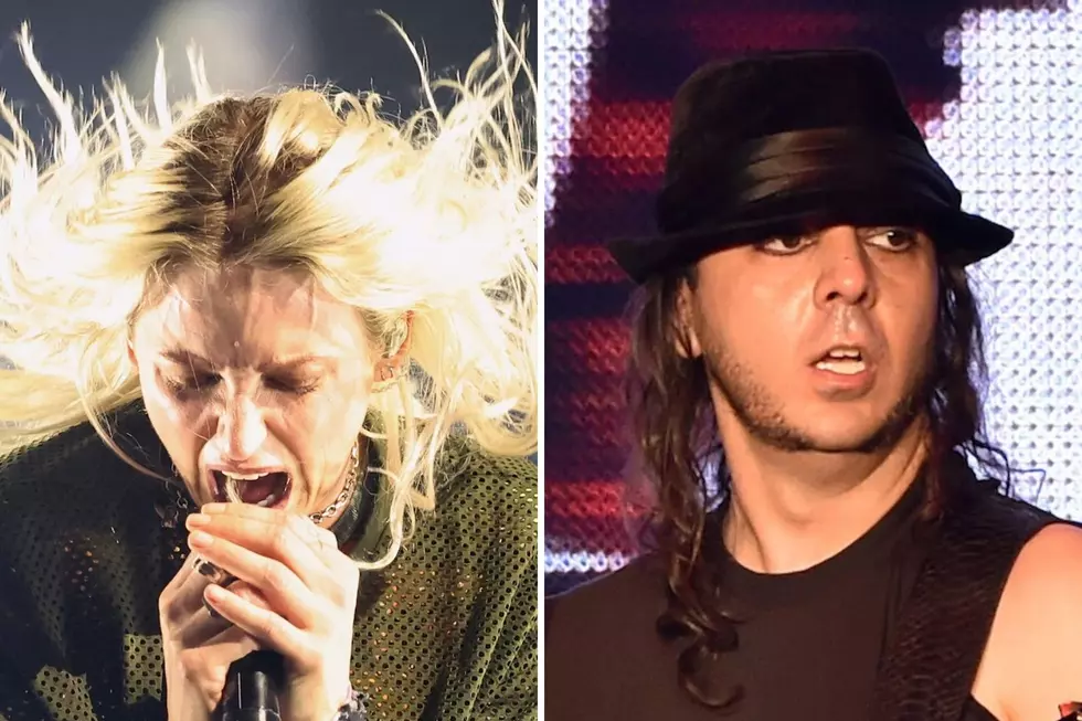 30 Rock + Metal Bands With More Than One Singer