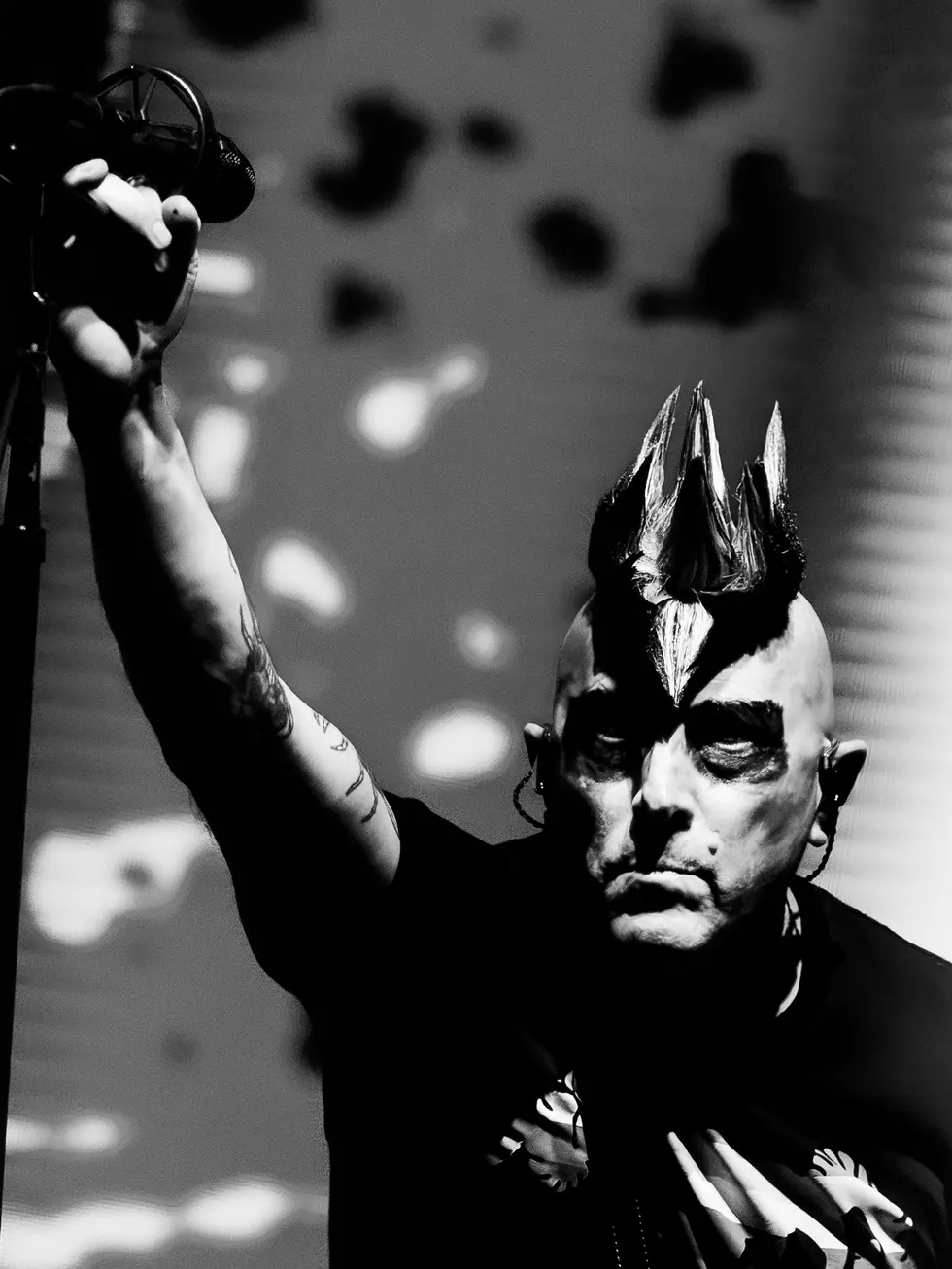 maynard james keenan at louder than life