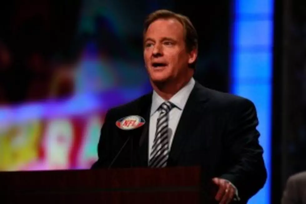 Which Lockout Is Worse Off? The NFL or NBA?