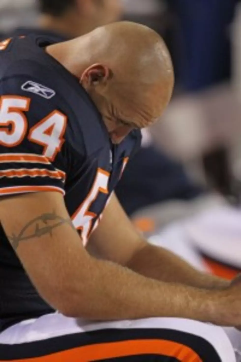 Urlacher&#8217;s Mother Passes Away, Playing Status Vs. Saints Uncertain