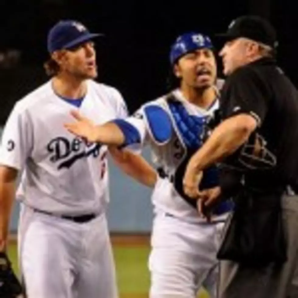 Kershaw wins 19th, Gets Tossed