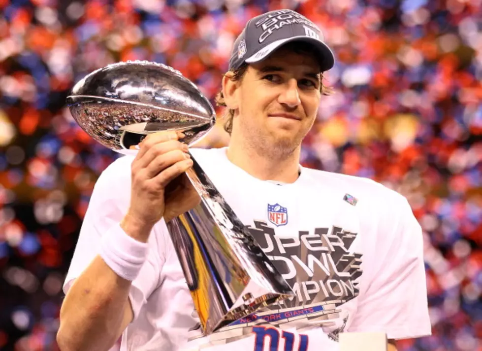 New York Giants Win Super Bowl XLVI, Defeat Patriots 21-17