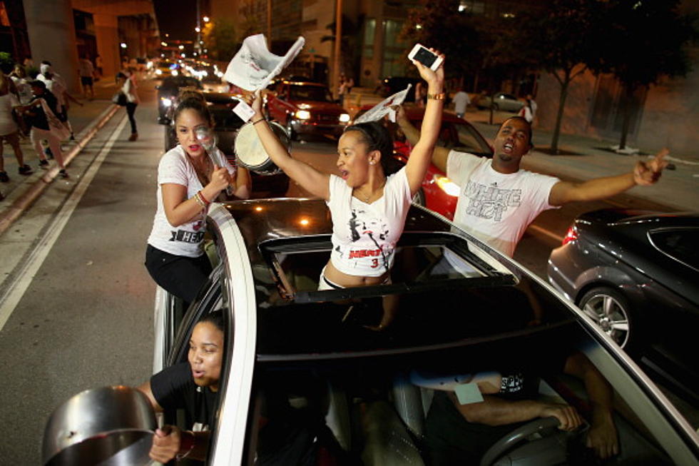 Losing Player On Spurs Shows Up To Heat’s Celebration Party