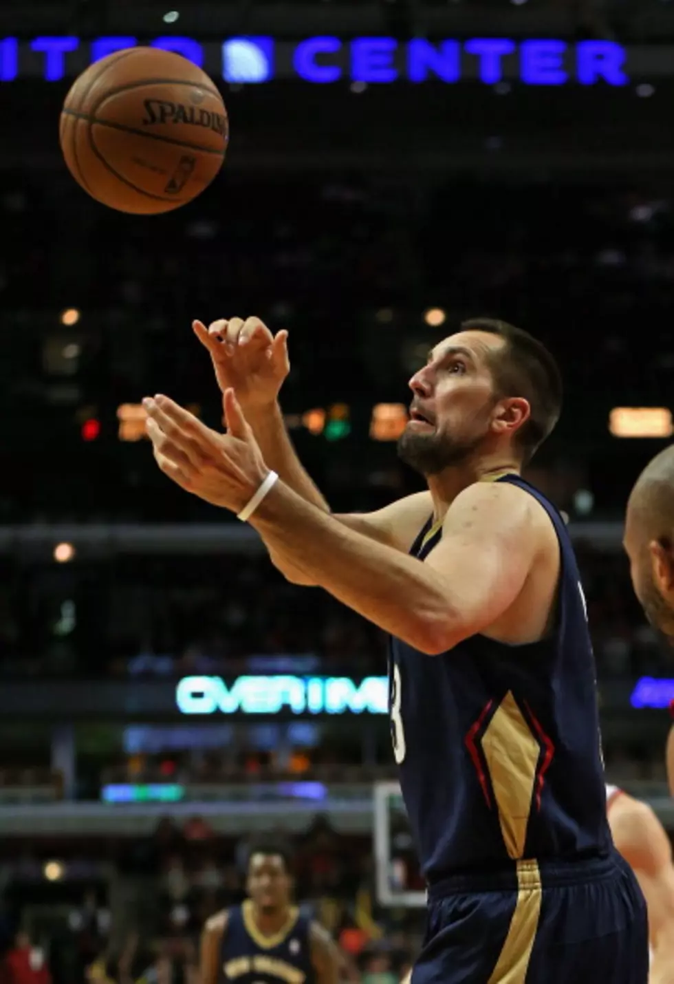 Pelicans Beat Celtics, Ryan Anderson Carted Off With Injury