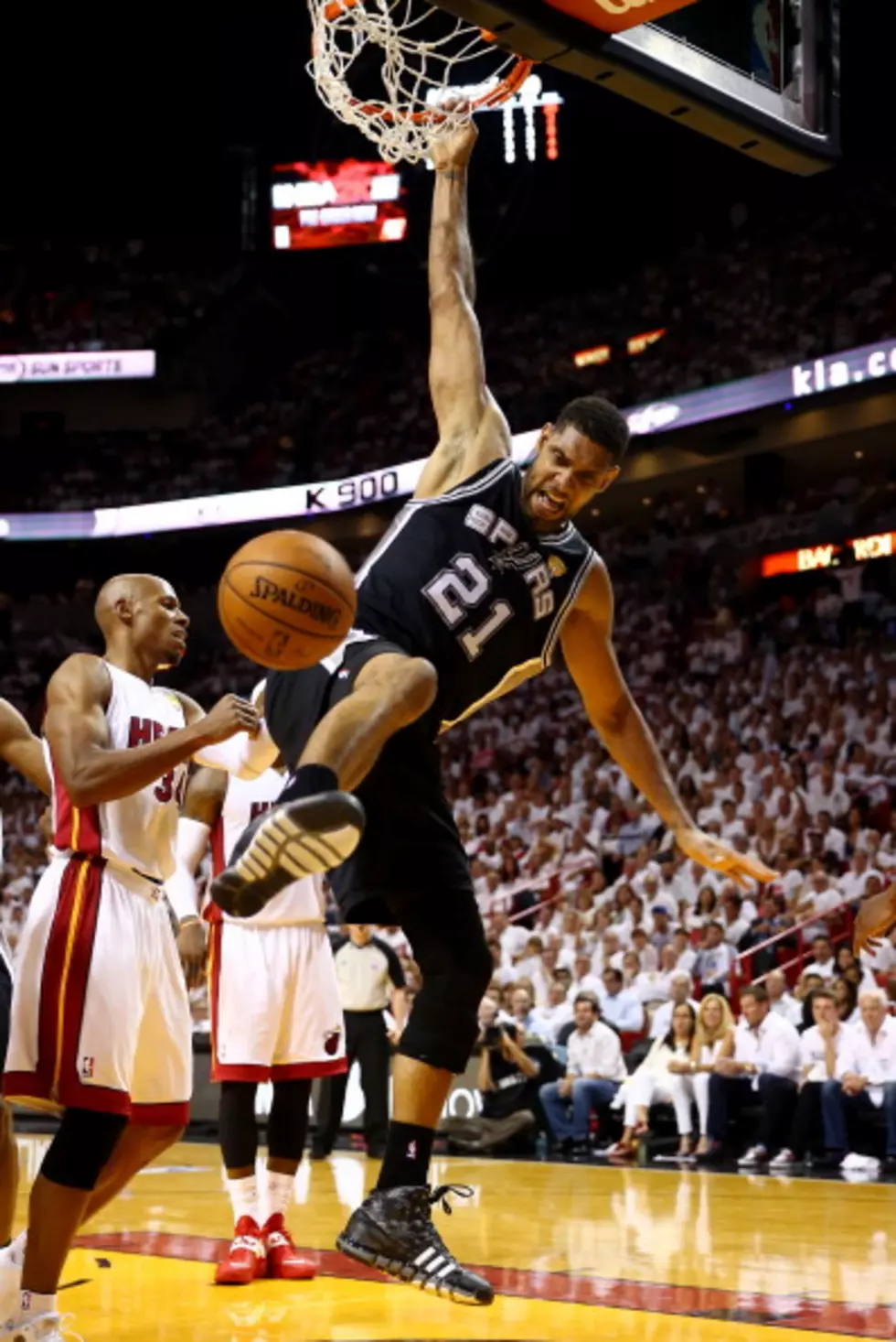 Spurs Completely Dominate Heat, One Win Away From 5th NBA Championship
