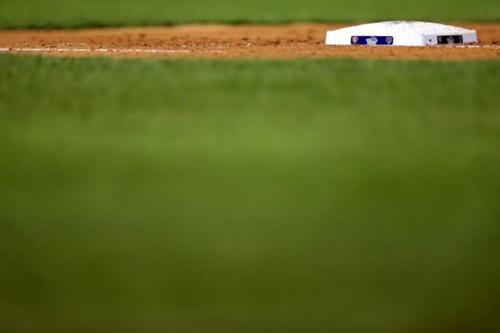This May Be The Worst Slide In Baseball History - (VIDEO)