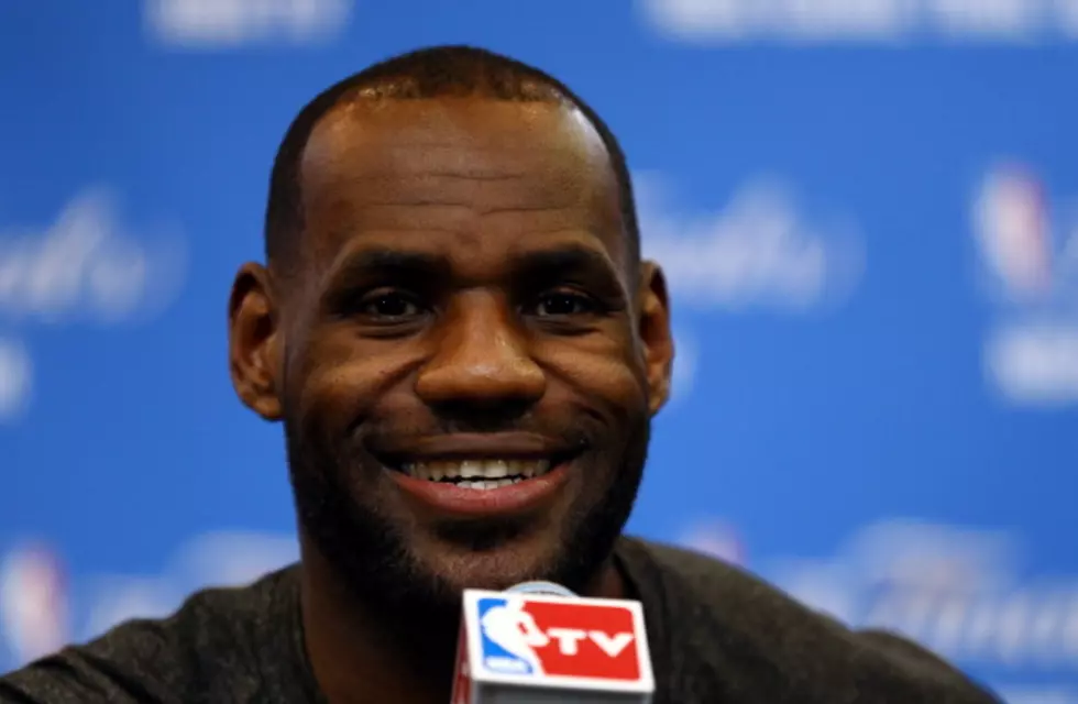 LeBron Apologizes To Neighbors, Sends Cupcakes