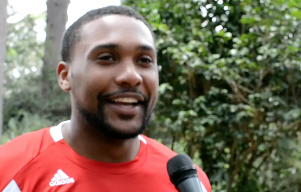 Cajun QB Terrance Broadway Talks Football, Leadership & The Walking Dead [Video]