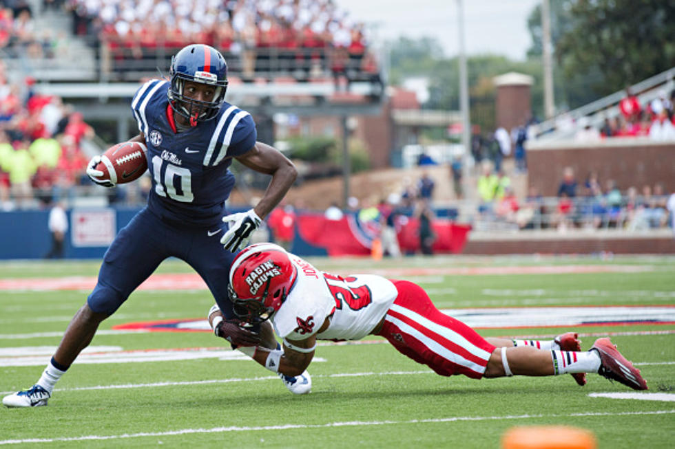 Ole Miss Defeats Louisiana 56-15