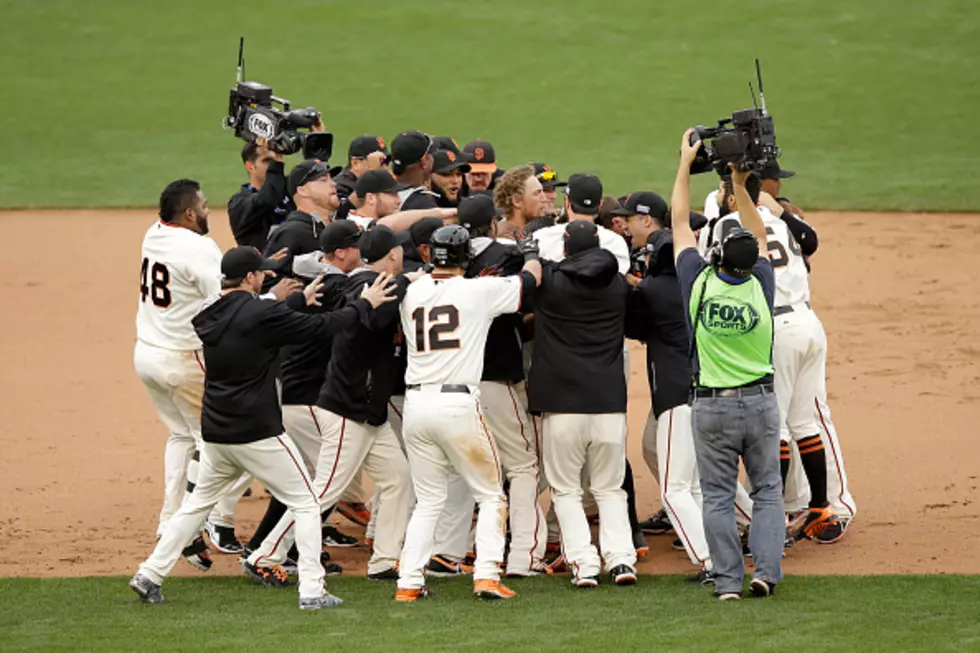 Giants/Royals Win In Tuesday MLB Playoff Action – VIDEO