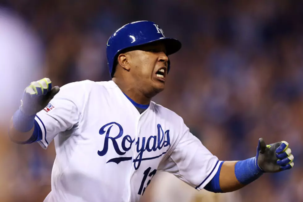 Royals Win American League Wild Card Game, Defeat A&#8217;s, 9-8 &#8211; VIDEO