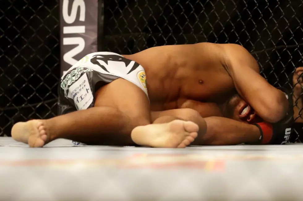 MMA Fighter Knocks Himself Out With Missed Kick &#8211; VIDEO