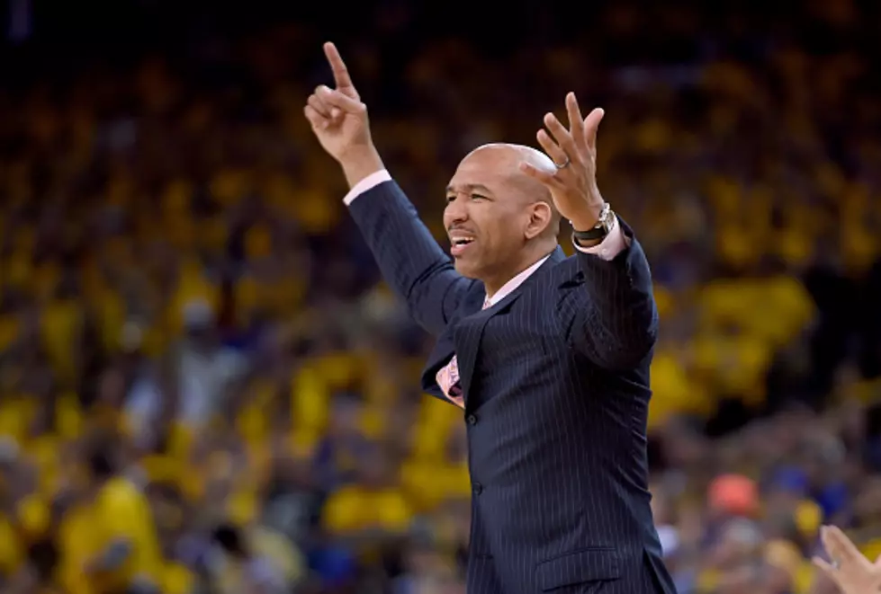 Pelicans Coach Monty Williams Compliments Warriors Crowd, Claims Arena Could Be Too Loud