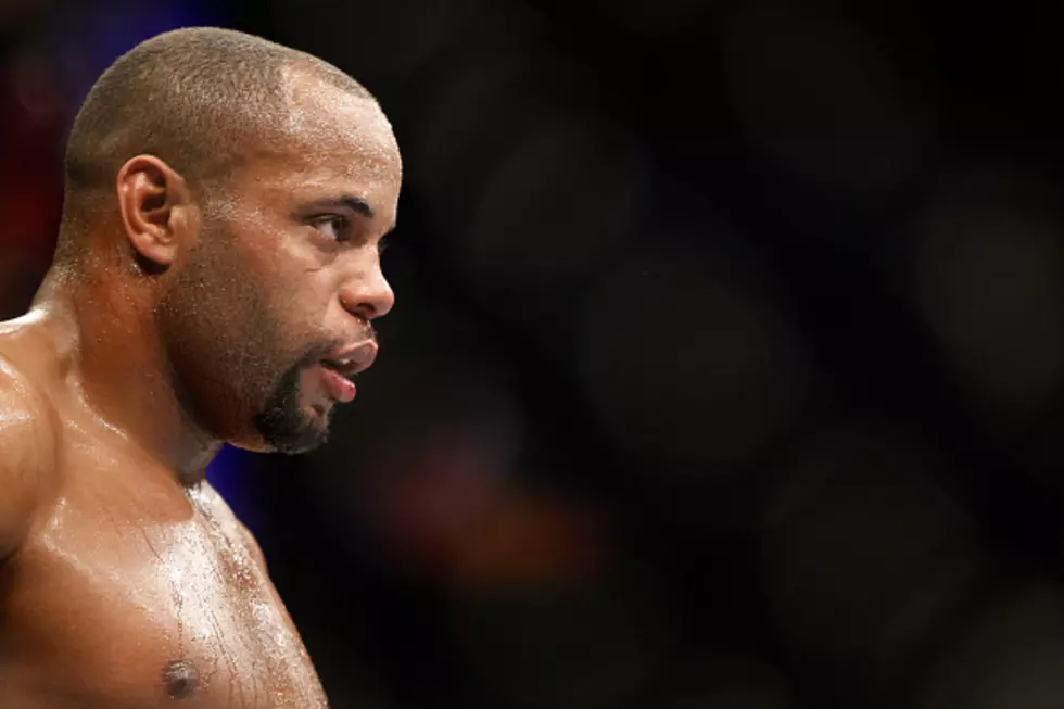 Daniel Cormier Claims Light Heavyweight Title At UFC 187