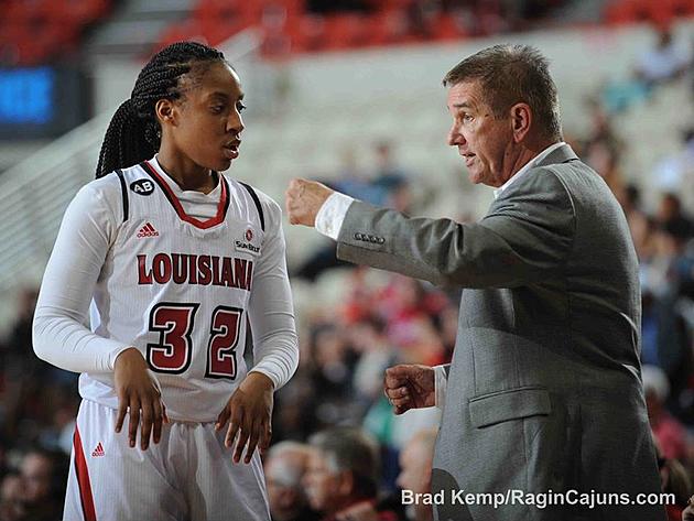 Cajuns Hold Fast At 22nd In Mid-Major Poll