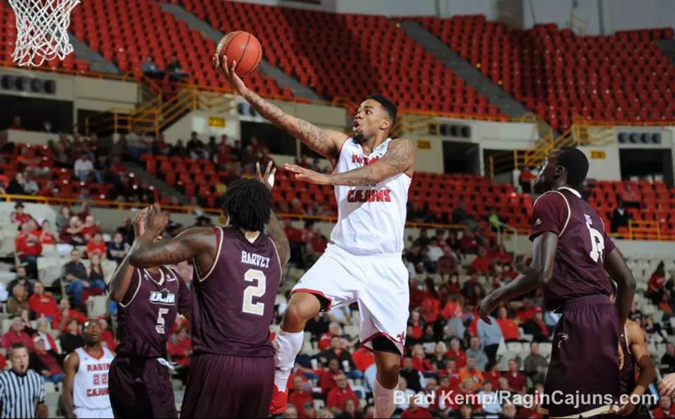 Cajuns Outlast Warhawks in Overtime, 72-65