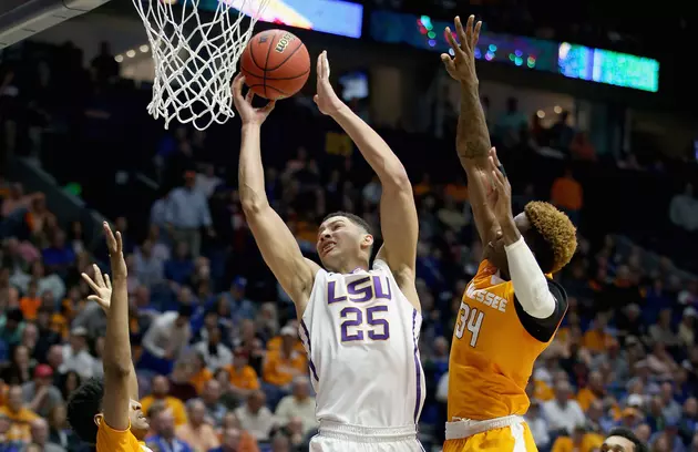LSU Tops Tennessee To Advance To Semis Of SEC Tourney
