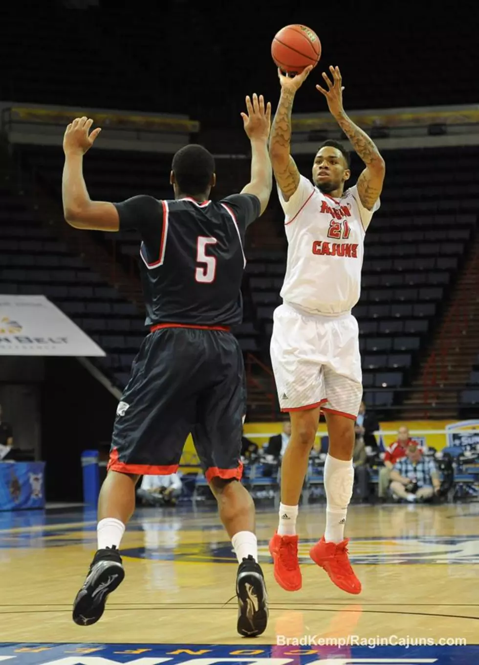 Long Sets Personal Best as Cajuns Hammer Jags, 90-68