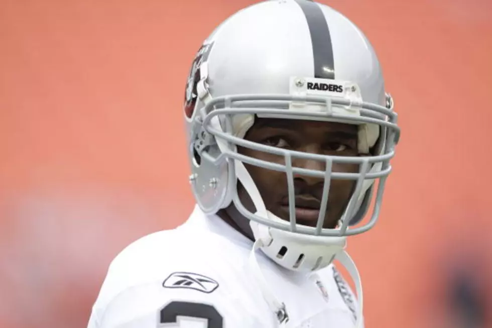 JaMarcus Russell Tells NFL Teams He Will Play For Free [VIDEO]