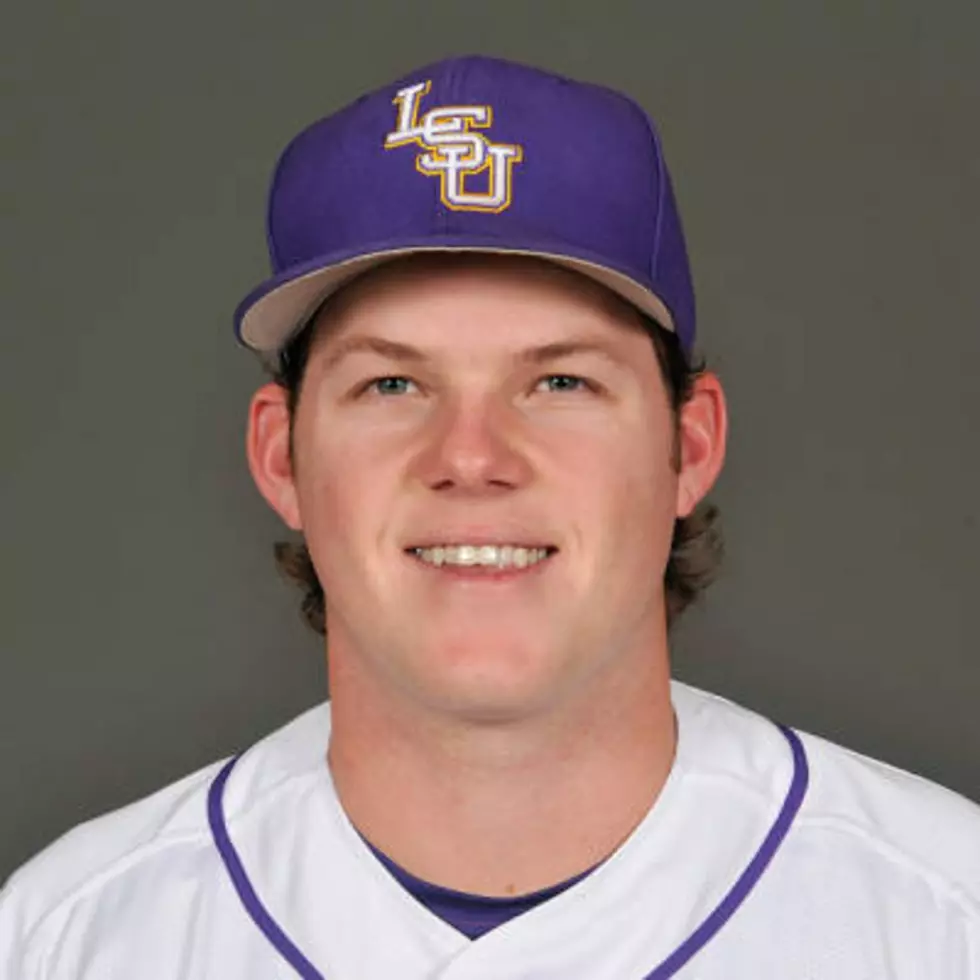 Poche Will Return to LSU for Senior Season