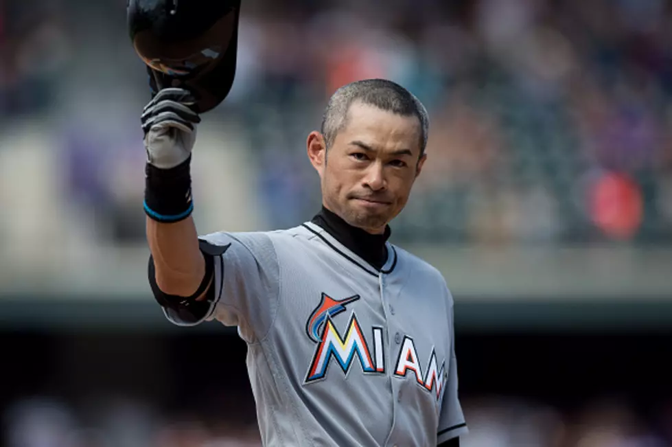 Ichiro Gets 3,000th Hit (Video)