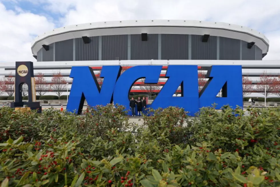 NCAA Proposal Would Add Early Football Signing Period