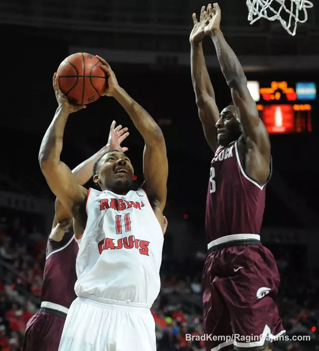 Cajuns Dominate, Then Hold on for 88-82 Win