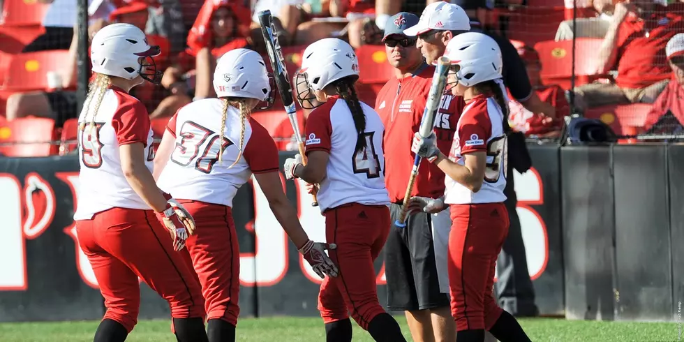 UL Softball Weekly Review – April 10