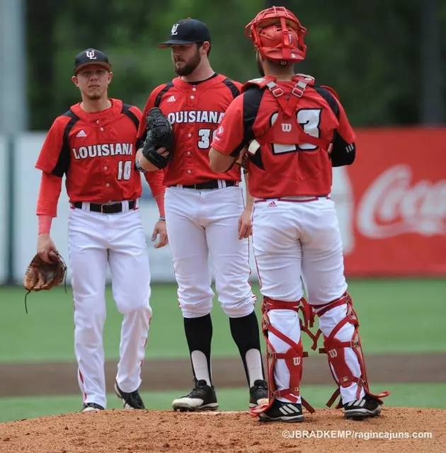 Cajuns Win Home Finale, 4-3 Over Texas State
