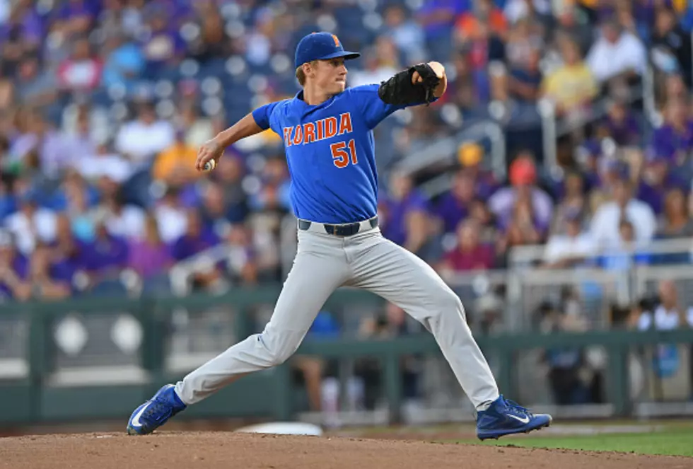 Florida Holds off LSU 4-3 in Game One of CWS