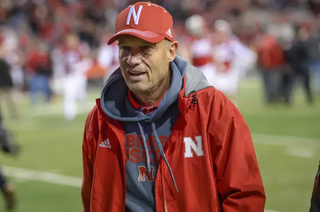 Nebraska&#8217;s Mike Riley Cancels Practice To Send Team To See Kendrick Lamar &#8211; VIDEO