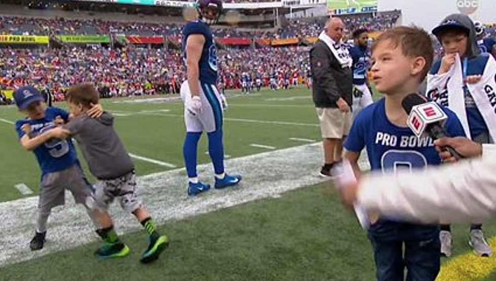 Drew Brees’ Kids Fighting Was The Real MVP At The Pro Bowl [VIDEO]
