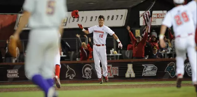 Cajuns&#8217; Score Late, Top #13 LSU 4-3 in Ten Innings