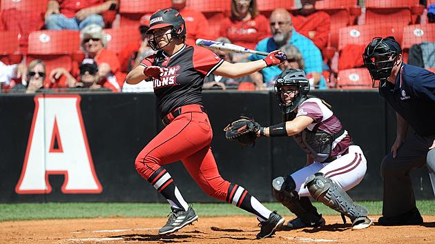 Cajuns Softball Stretches Win-Streak To 21 With Win Over Coastal
