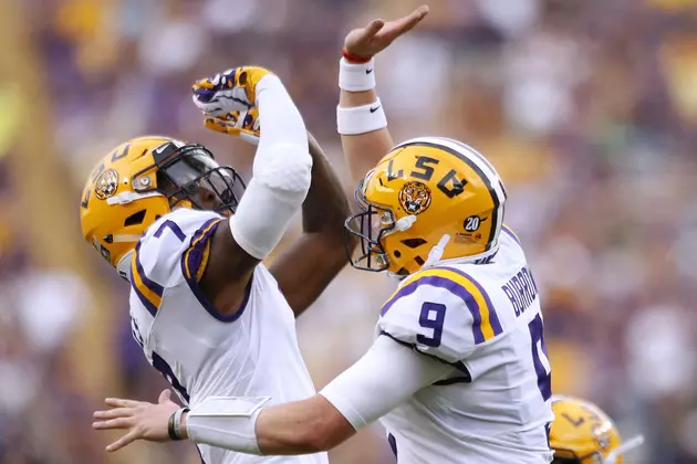 LSU Rolls Past Southeastern in Their Home Opener