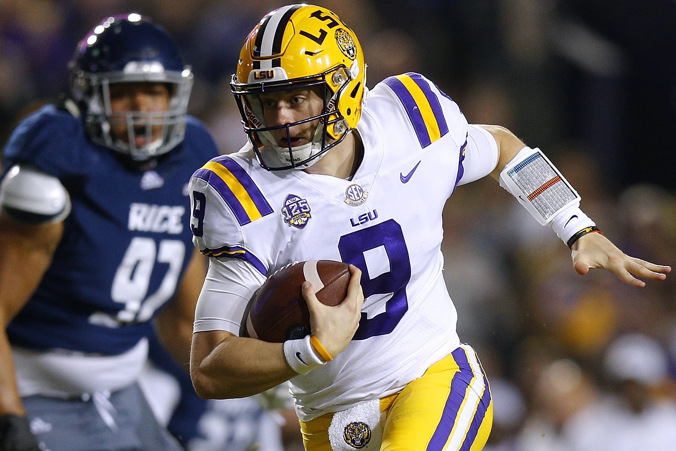 Heisman Winners, Including Rookie Burrow, Thriving In First Half