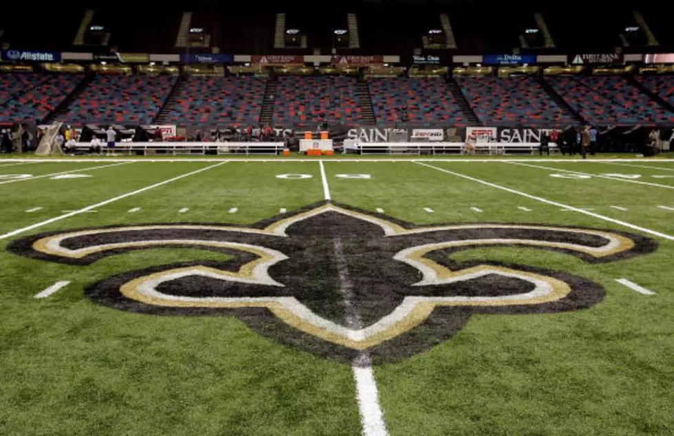 Video Shows How the Saints' Logo is Painted on the Turf 