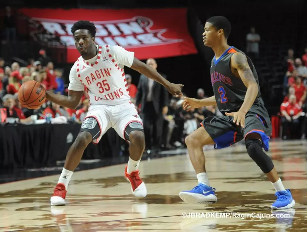 Cajuns Host Chanticleers to Begin Senior Weekend